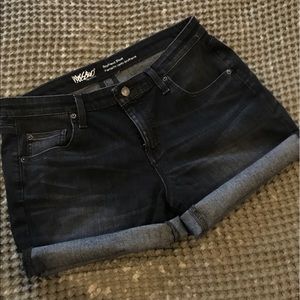 Boyfriend shorts