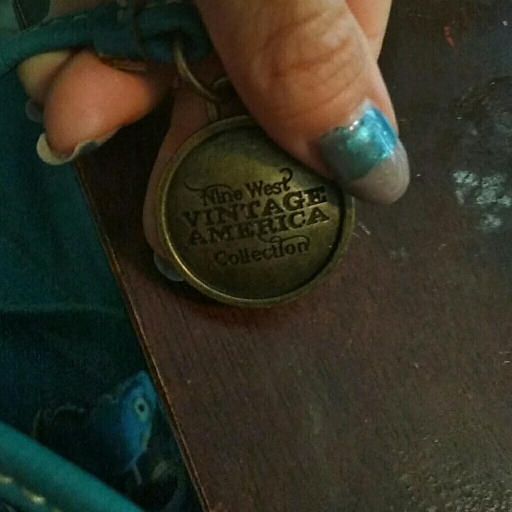 Purse - Picture 2 of 5