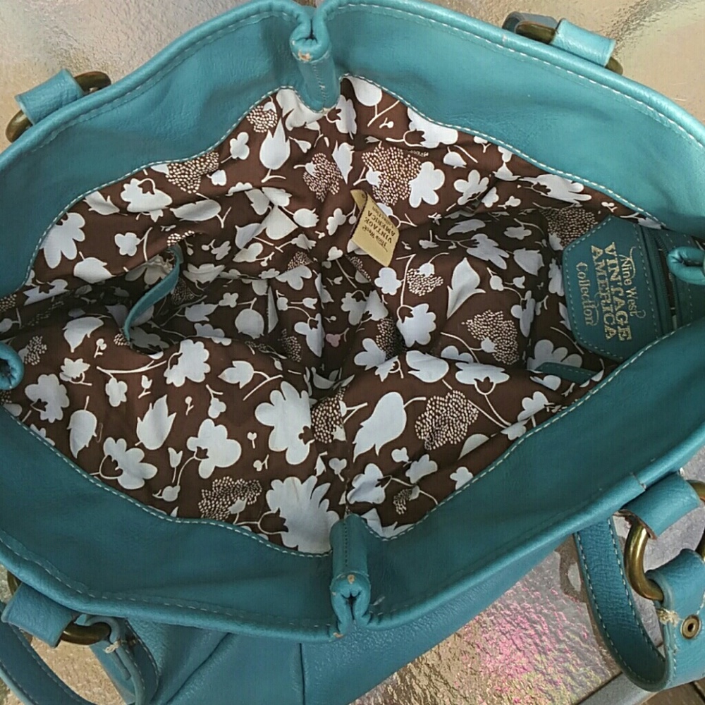 Purse - Picture 4 of 5