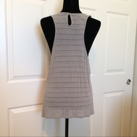 TopShop Light Grey Top - Picture 3 of 8