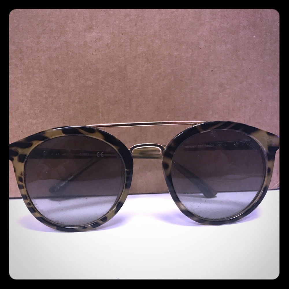 Guess Subglasses