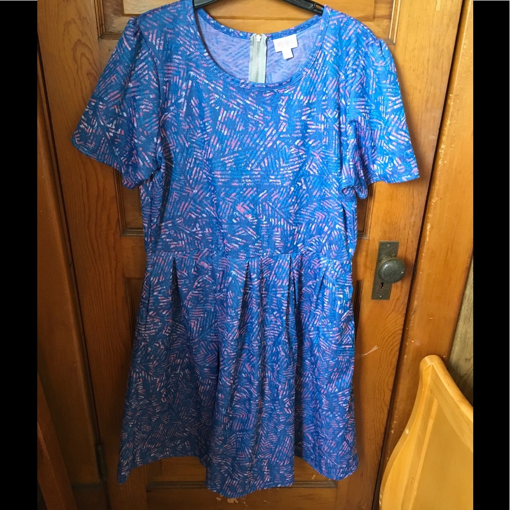 LuLaRoe Amelia dress with pockets 3x