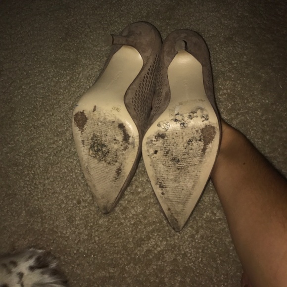 BCBG Heels - Picture 4 of 5