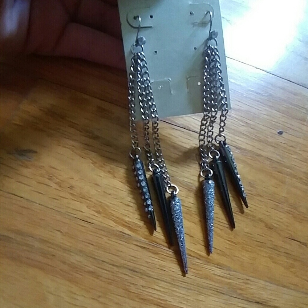 Edgy hanging earrings!!