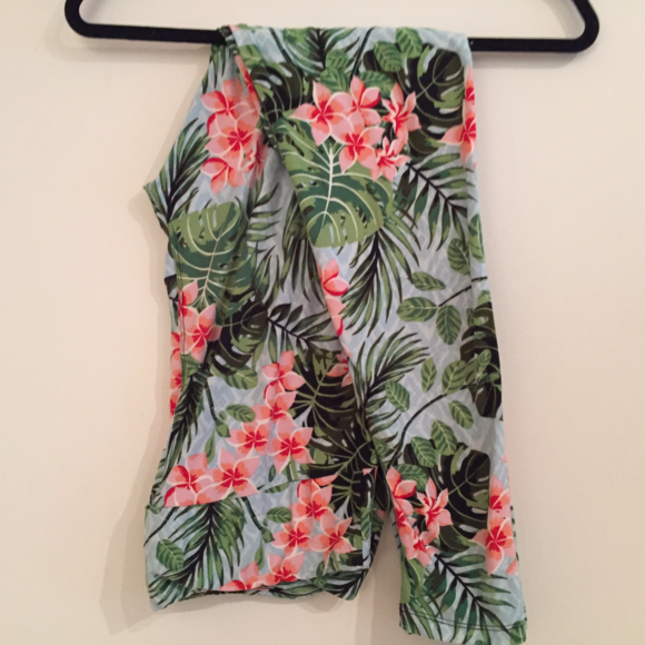 LuLaRoe Pants - LuLaRoe Tropical Flowers Unicorn Leggings TC