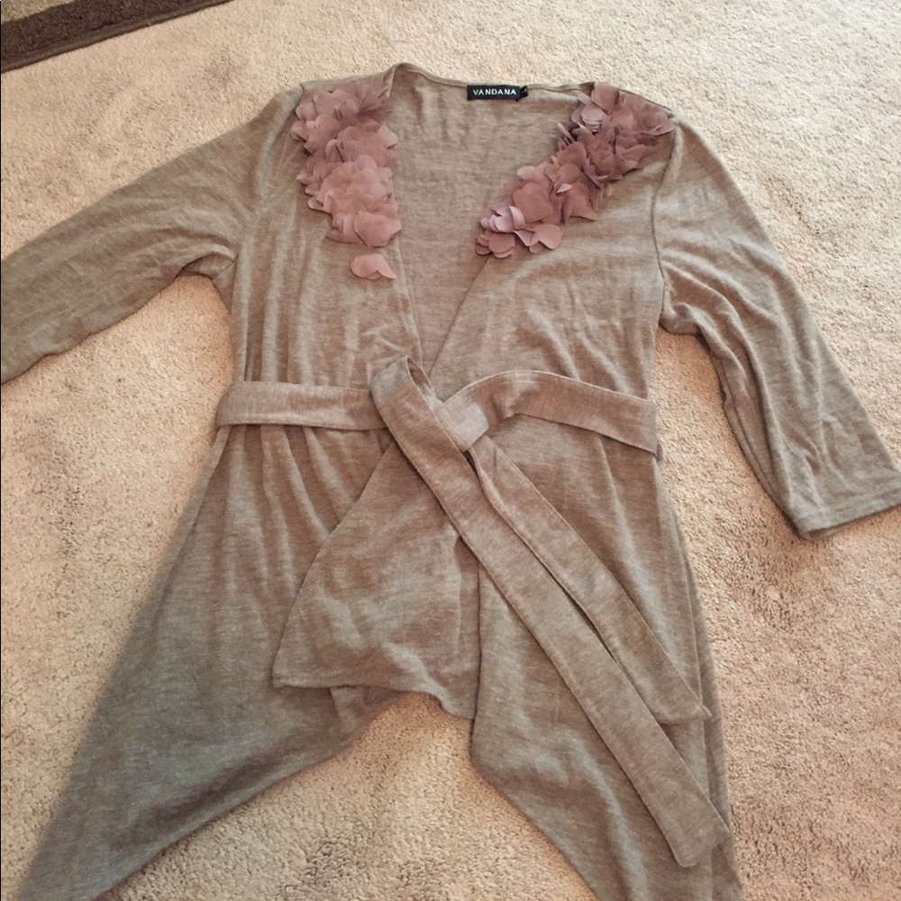 Brown Vandana size L sweater