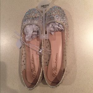 NWT David's Bridal sparkly flats
