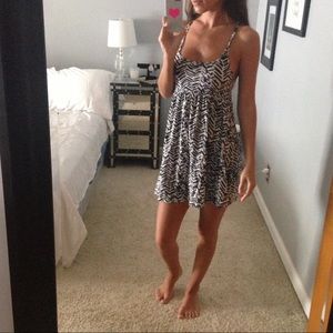 Summer Dress in Black/White