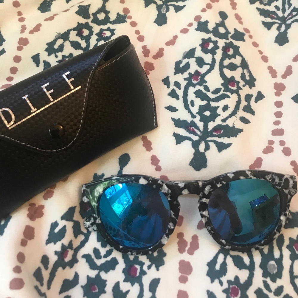 Diff Eyewear Dime II Sunglasses