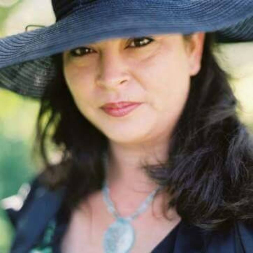 Meet your Posher, Renee