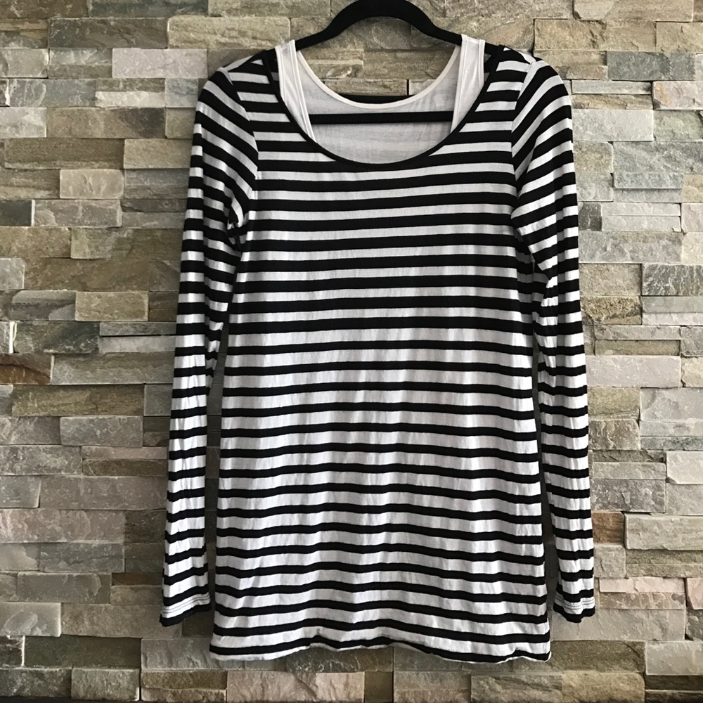 Vince ultra light weight striped twofer top