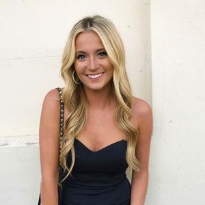 Meet your Posher, Steph