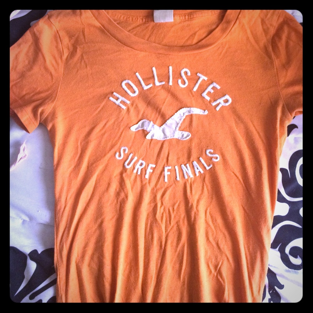 Hollister shirt