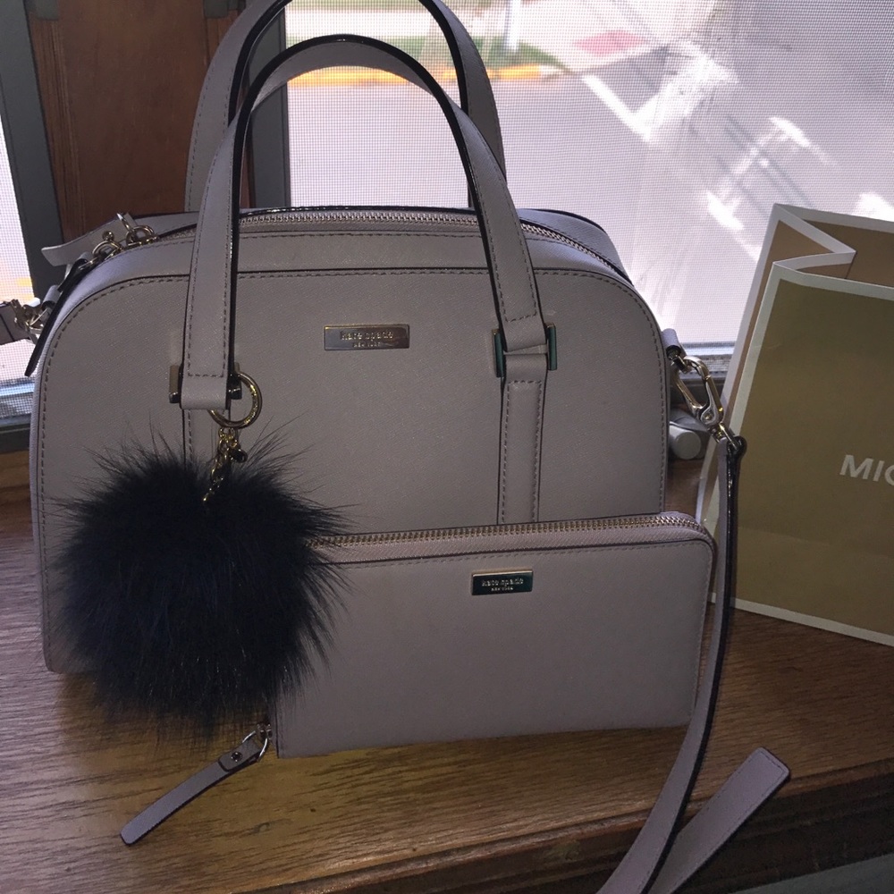 SOLD SOLD ‼️Puff ball Michael Kors
