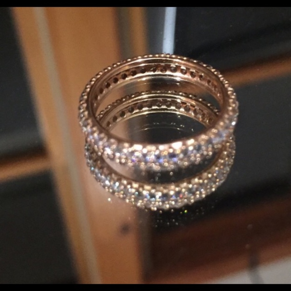 Pandora rose gold eternity ring size 5