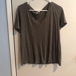 Green v neck tshirt