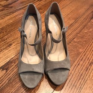 Via Spiga suede size 6 heels. New! Never worn