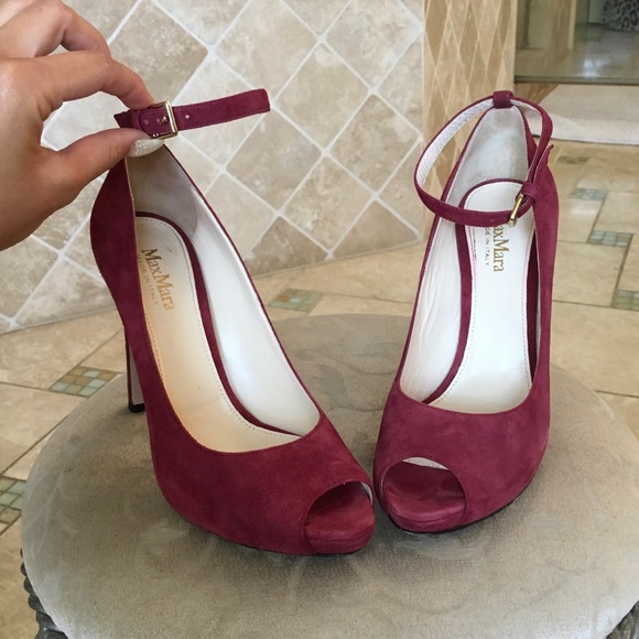 MaxMara 'Anita' Red Suede Open Toe Platform - Picture 5 of 5