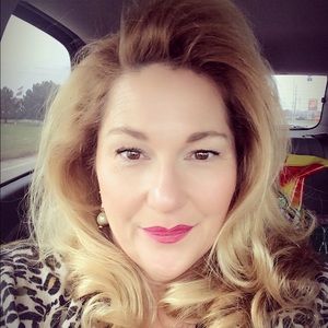 Meet your Posher, Gail