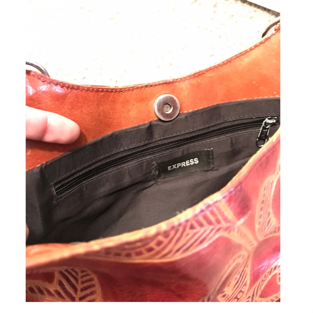 Express shoulder bag. - Picture 3 of 4