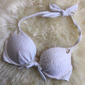 NWOT VS Crochet Push Up Bikini Top