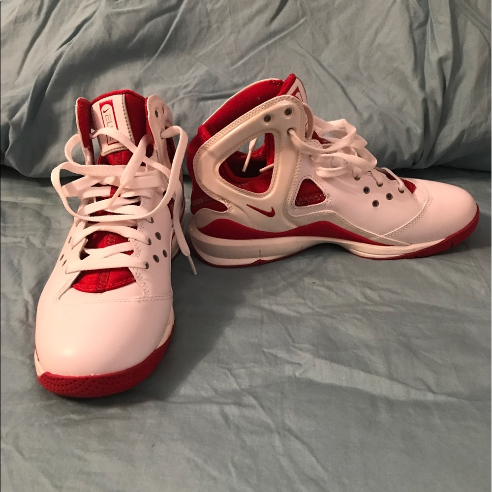 Nike Hurricane Basketball Shoes