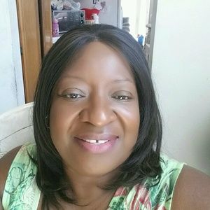 Meet your Posher, Yvette