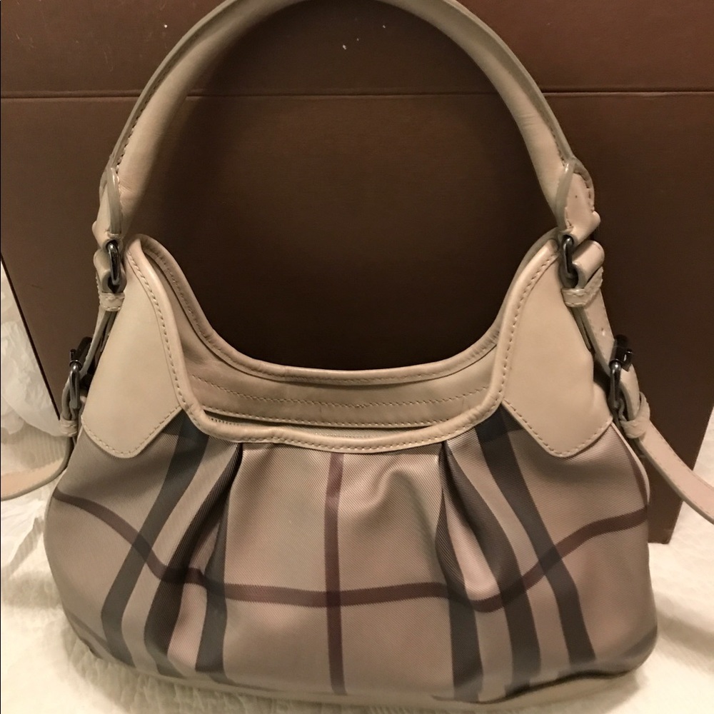 Burberry hobo