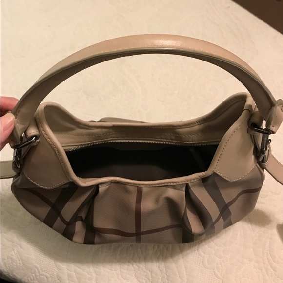 Burberry hobo - Picture 2 of 8