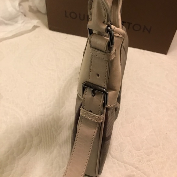 Burberry hobo - Picture 4 of 8