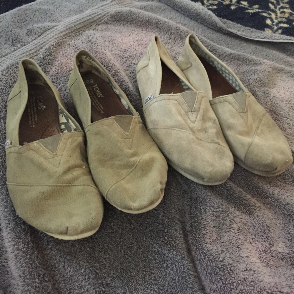 Two pairs of TOMS