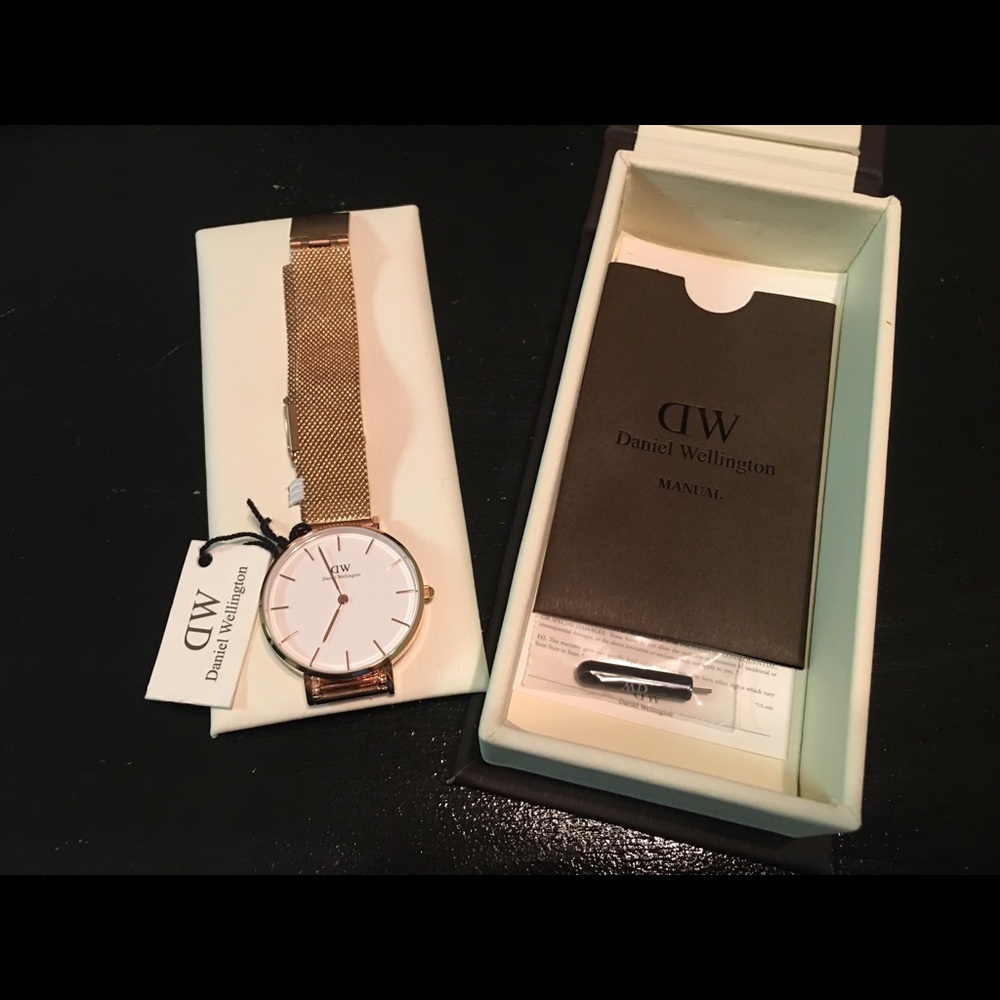 Daniel Wellington Classic Petite Rose Gold Watch