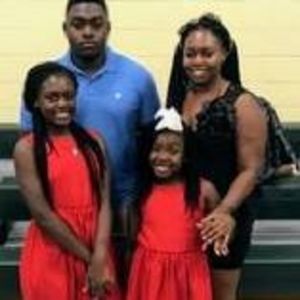 Meet your Posher, Thea