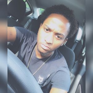 Meet your Posher, Devin