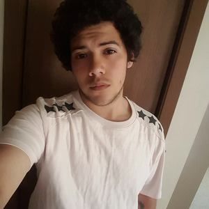 Meet your Posher, Andrew