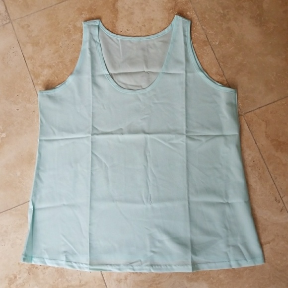 ❤DONATING 7/31❤🌻CHIFFON SLEEVLESS TANK🌻 - Picture 2 of 2