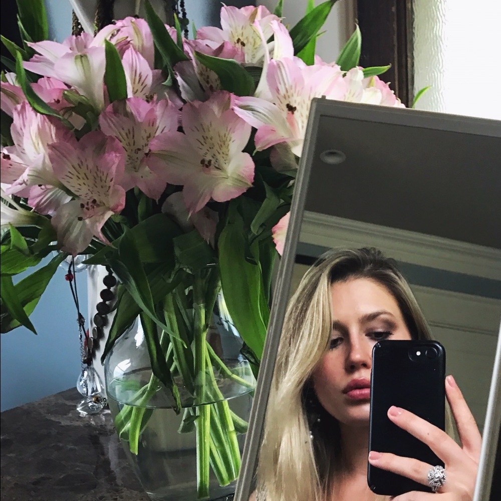 Meet your Posher, Coco