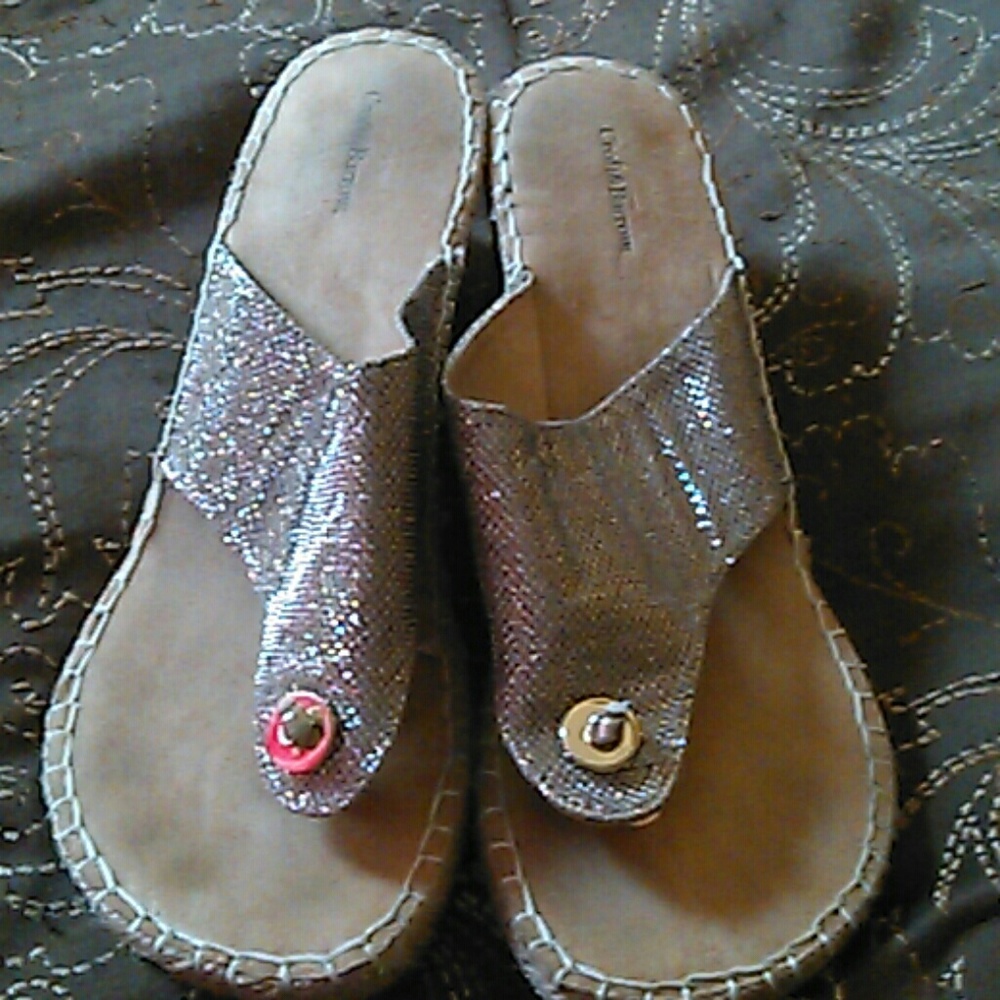 Sparkle sandals size 8