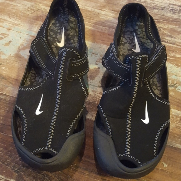 Nike Sun Rays sandals - Picture 1 of 3