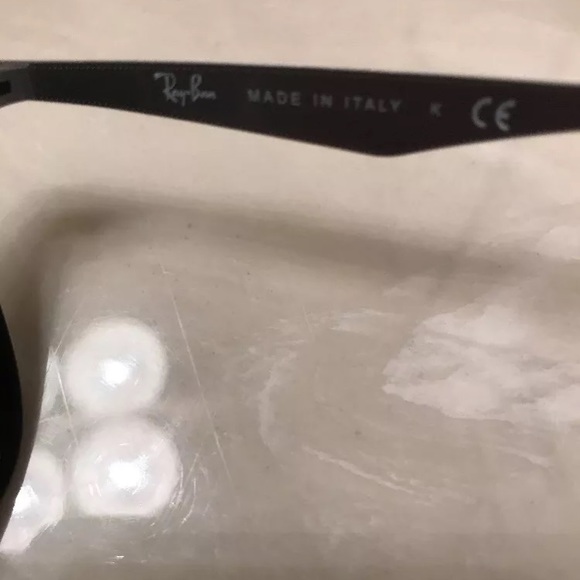 Ray-Ban sunglasses. Very comfortable and light!