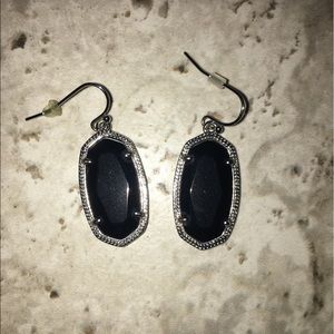Authentic Kendra Scott Dani earrings