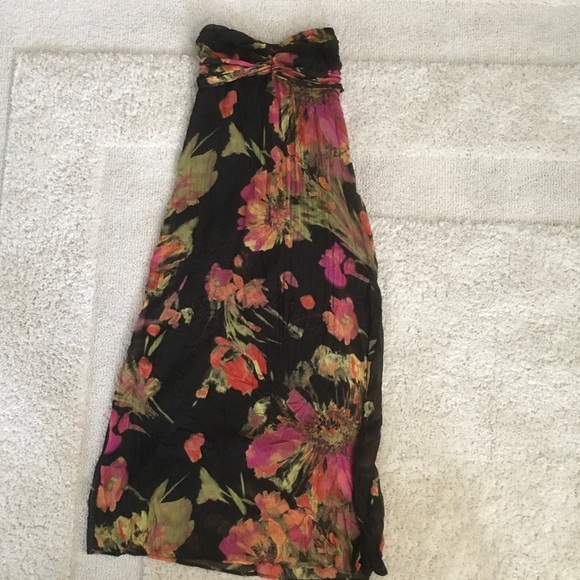 🐯 2 for $20! Floral strapless maxi dress - Picture 5 of 5