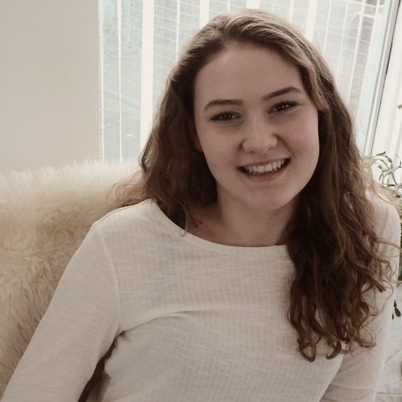 Meet your Posher, Karen - Picture 1 of 1