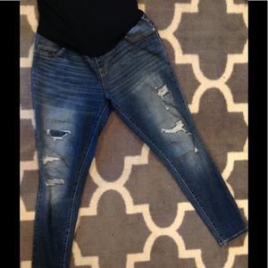 Liz Lange maternity distressed skinny jeans