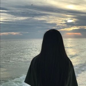 Meet your Posher, Cynthia