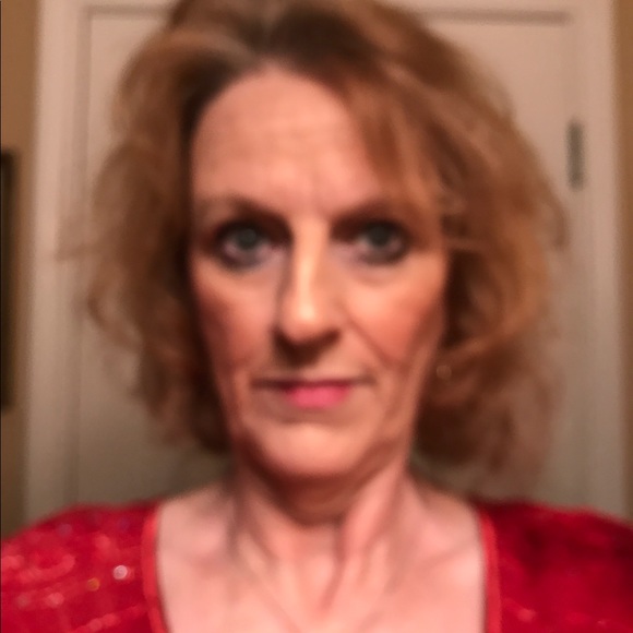 Meet your Posher, Cheryl - Picture 1 of 1
