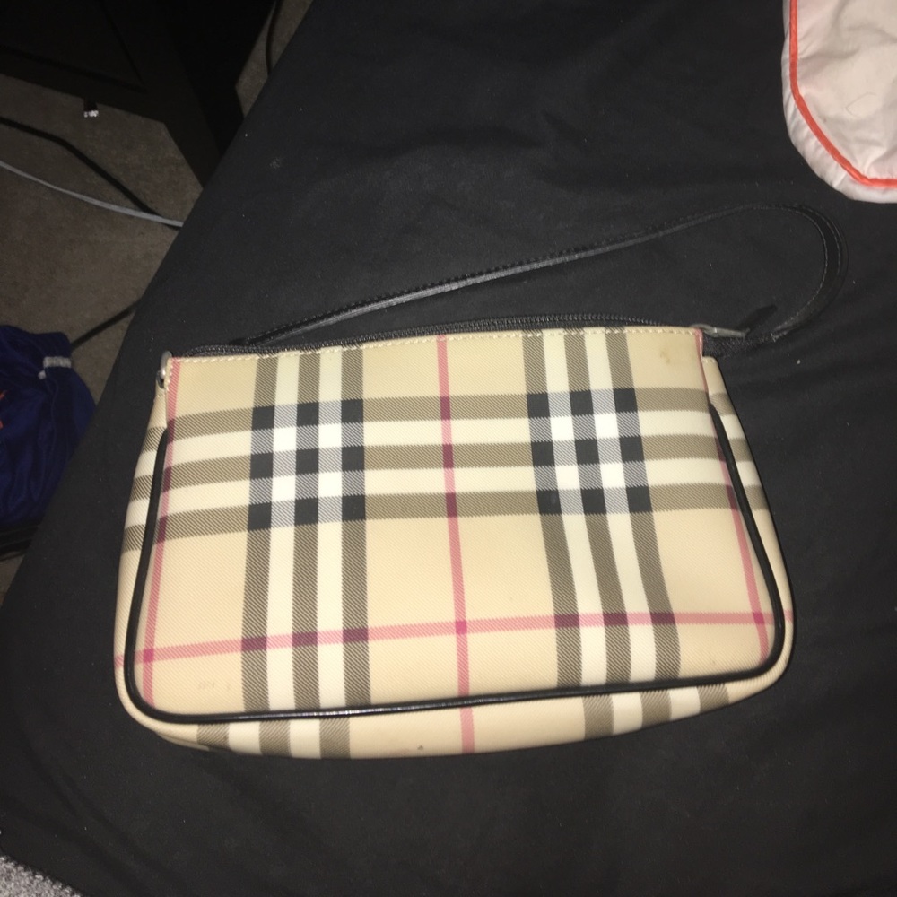 Burberry Purse - Picture 2 of 3