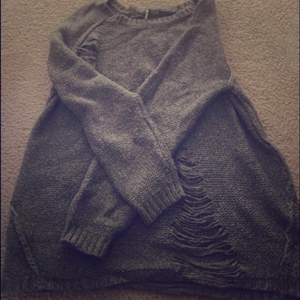 Designer style sweater!💋