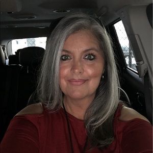 Meet your Posher, Carol