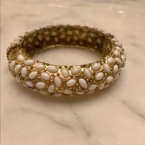 White and Gold Pebble Bracelet